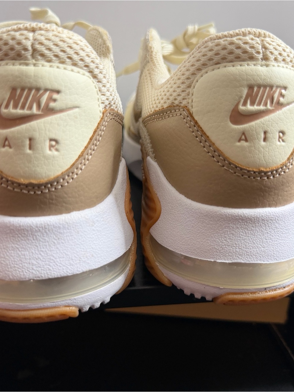 Nike Kids Sneakers in Cream and Tan